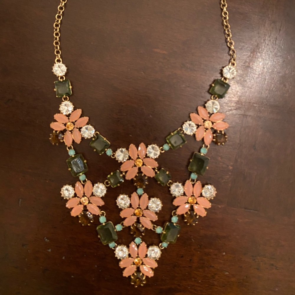 Stella & Dot statement necklace